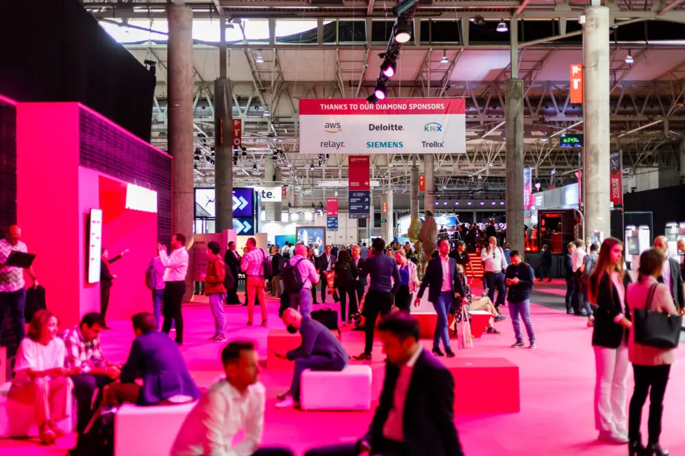 Host your large tech event in Barcelona 2025 with MIT Creators DMC—vibrant corporate networking, top sponsors, and stunning venues.
